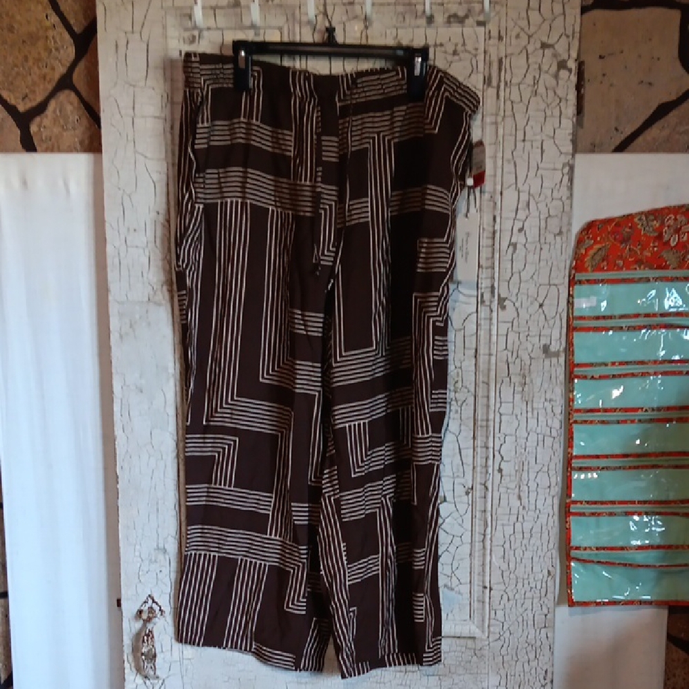 Chic Brown Geometric Straight Leg Pants